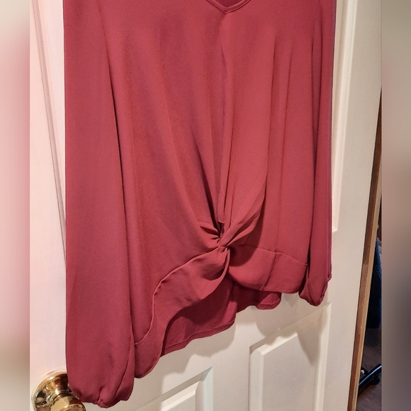 Loft Blouse Womans Medium Plum Purple Long Sleeve Lightweight Flowy V-neck - Picture 4 of 6
